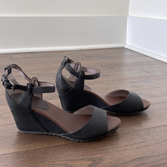 Geox Respira leather wedge sandals - Picture 2 of 5